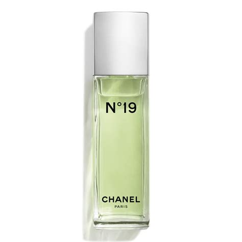 chanel no.19 perfume|chanel no 19 perfume review.